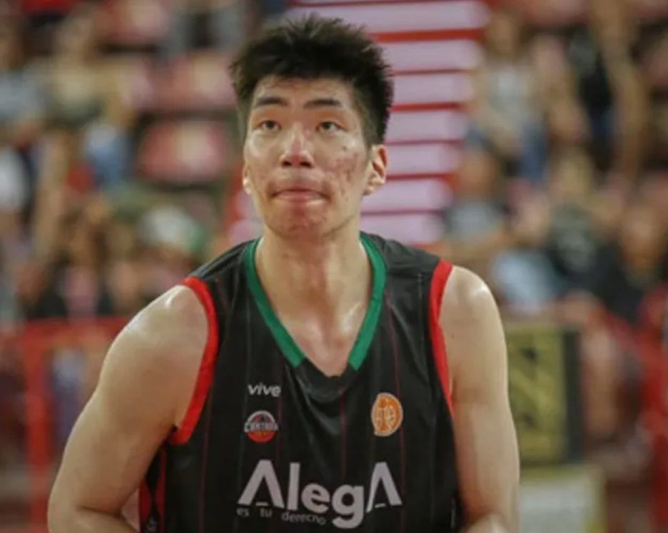 开云体育-这场有点铁!余嘉豪5中1得8分,错失多个机会,造杀伤能力是真强