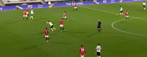 体育视频直播-【英超】卡瓦尼扳平博格巴世界波 曼联客场逆转登顶